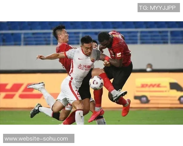 上海上港与亚泰精彩对决录播回顾分析赛事亮点与精彩瞬间 上海上港与亚泰精彩对决录播回顾分析赛事亮点与精彩瞬间